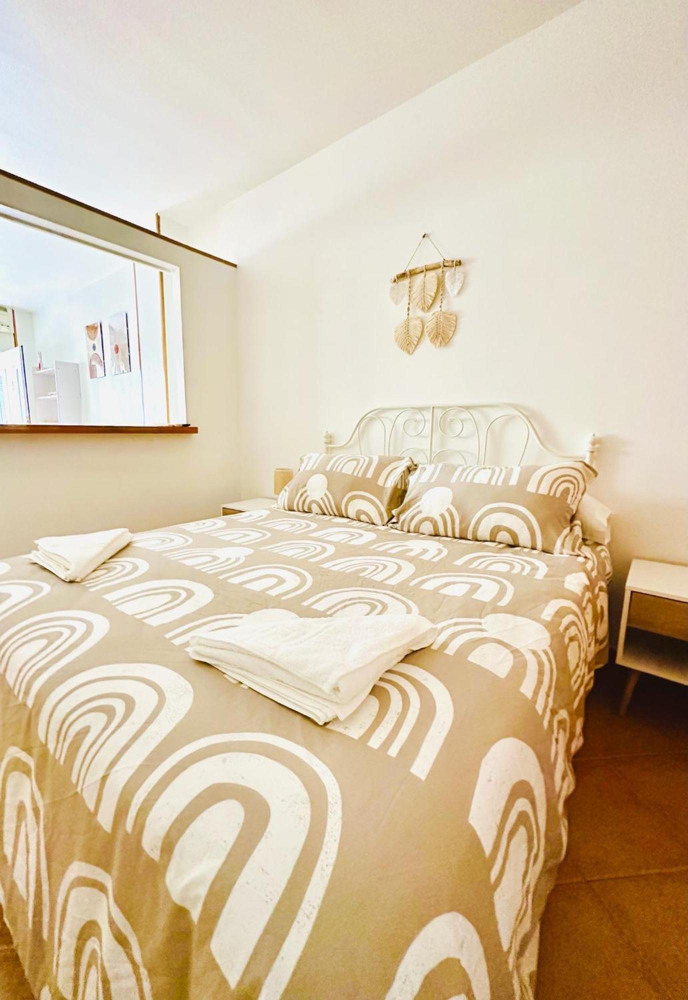 Centre Village Apartment 라칼라데미야스 외부 사진